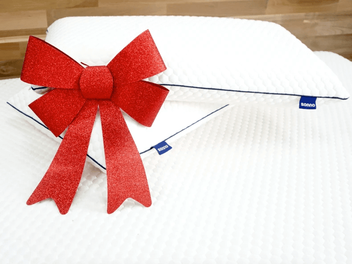5 Reasons Why a Pillow is the BEST Christmas Gift Idea
