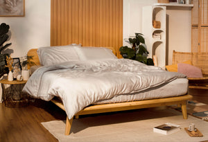 Sonno duvet with Sonno nimbus cloud Bed Sheet in a Japandi bedroom